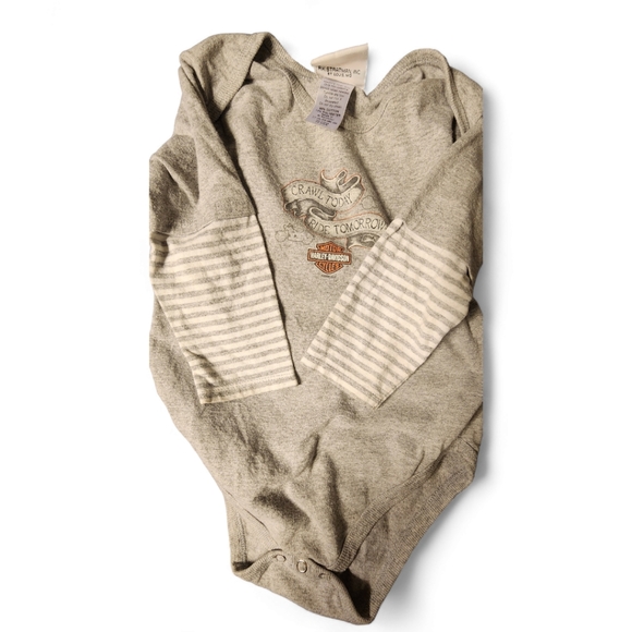 Harley-Davidson 24 month onsie - Picture 3 of 6